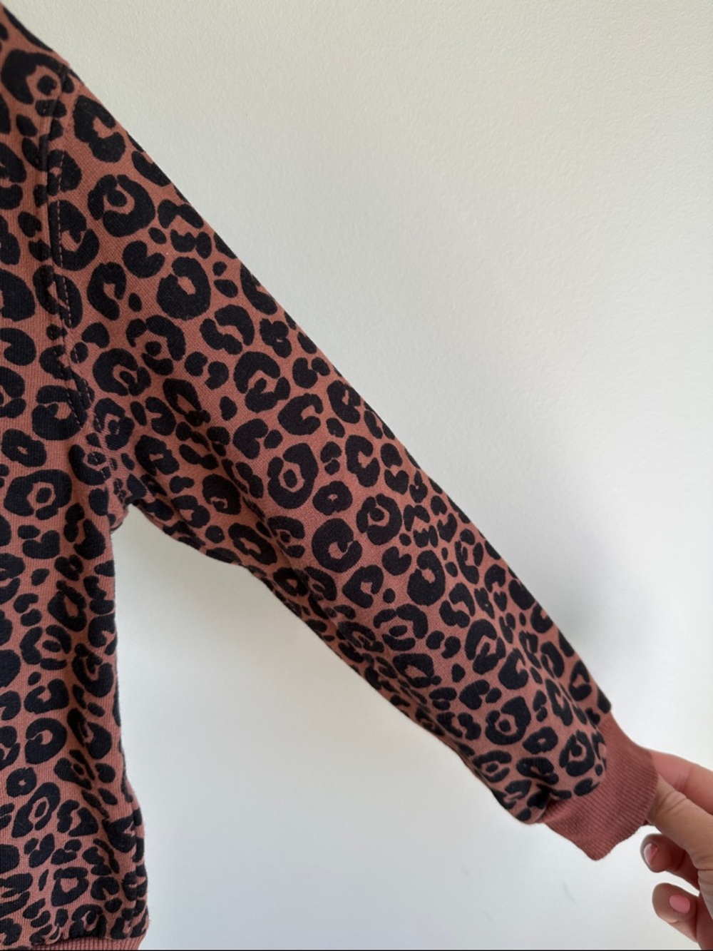 H&M Leopard Print Set Size 5T - Picture 5 of 16